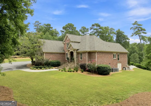 Photo 3 of Single family home for sale at 2956 Old Dalton Rd Ne, Rome, GA 30165 | MLS# 10822861 | Listing updated on 2026-09-12