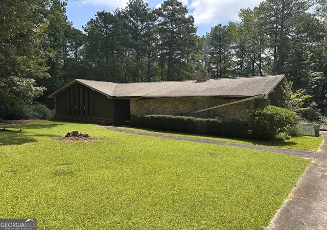 1st image of 4520 Thompson Rd, Atlanta, GA 30349 | MLS# 10803334