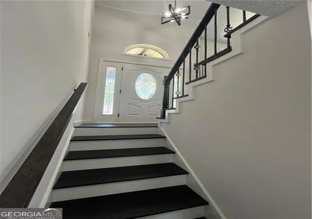 Photo 3 of Sale Pending at 3715 Cress Way Dr, Decatur, GA 30034 | MLS# 10833160 | Listing updated on 2026-09-08