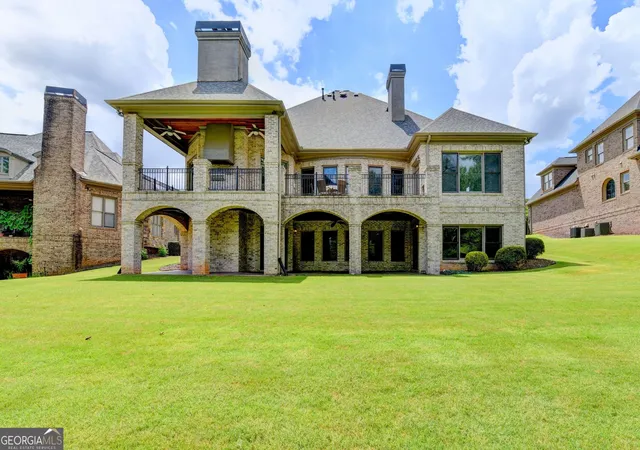 Photo 2 of Sale Pending at 8330 Royal Melbourne Wy, Duluth, GA 30097 | MLS# 10823850 | Listing updated on 2026-09-17