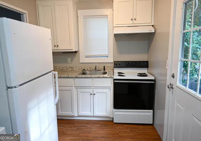 Photo 3 of Multi family home for sale at 2413 Knox Dr, Valdosta, GA 31602 | MLS# 10834241 | Listing updated on 2026-09-21