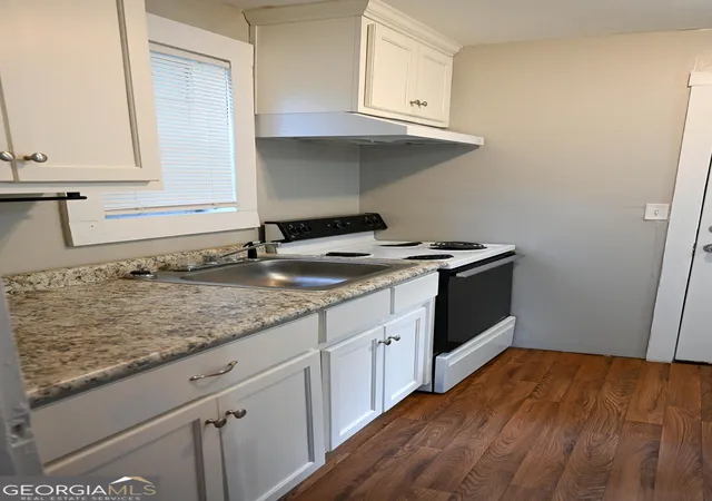 Photo 4 of Multi family home for sale at 2413 Knox Dr, Valdosta, GA 31602 | MLS# 10834241 | Listing updated on 2026-10-09