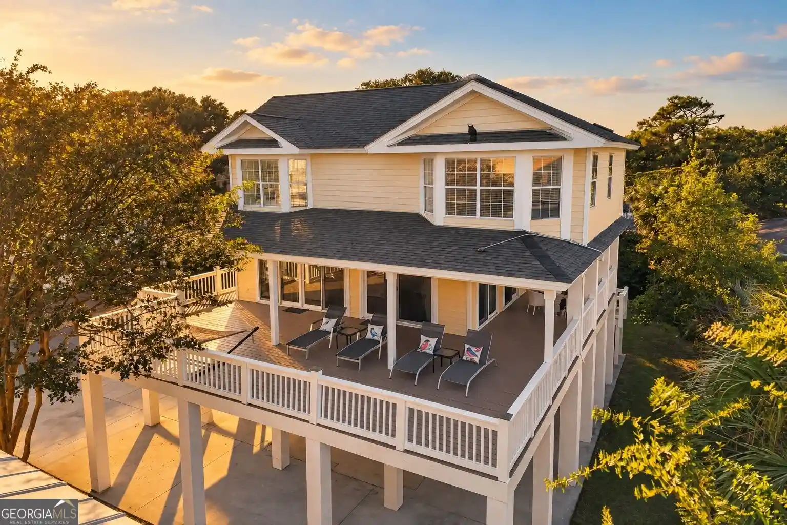 Single family home for sale at 10 Center Pl, Tybee Island, GA 31328 | MLS# 10869076