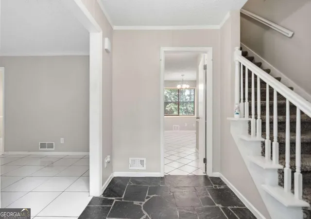 Photo 3 of Single family home for sale at 4442 Old Mabry Pl Ne, Roswell, GA 30075 | MLS# 10820667 | Listing updated on 2026-09-18