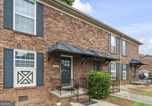 2nd image of 5621 Kingsport Dr Ne, Sandy Springs, GA 30342 | MLS# 10769969