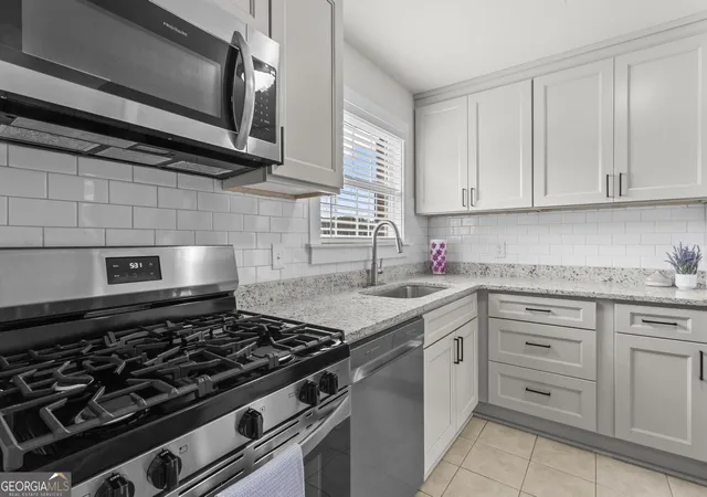 3rd image of 5621 Kingsport Dr Ne, Sandy Springs, GA 30342 | MLS# 10769969