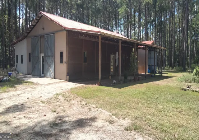 Homes for sale in Register, GA | 1550 Adabelle Rd, Register, GA 30452 | MLS# 10561679