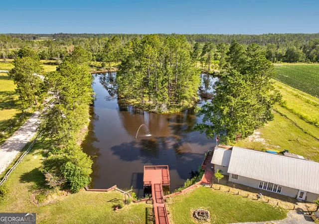 Photo 3 of House for sale at 301 Jerry Sutton Rd, Alapaha, GA 31622 | MLS# 10831911 | Listing updated on 2026-09-07