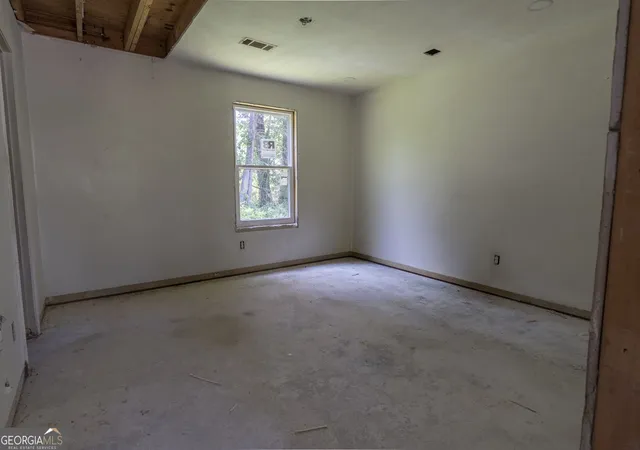 Photo 3 of Sale Pending at 4414 Blackbirch Ln, Decatur, GA 30034 | MLS# 10797431 | Listing updated on 2026-09-09