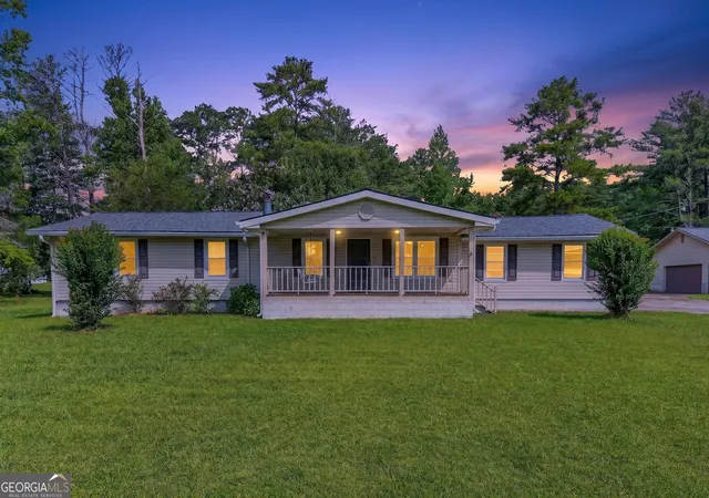 2nd image of 265 Aaron Young Rd, Newnan, GA 30263 | MLS# 10811097