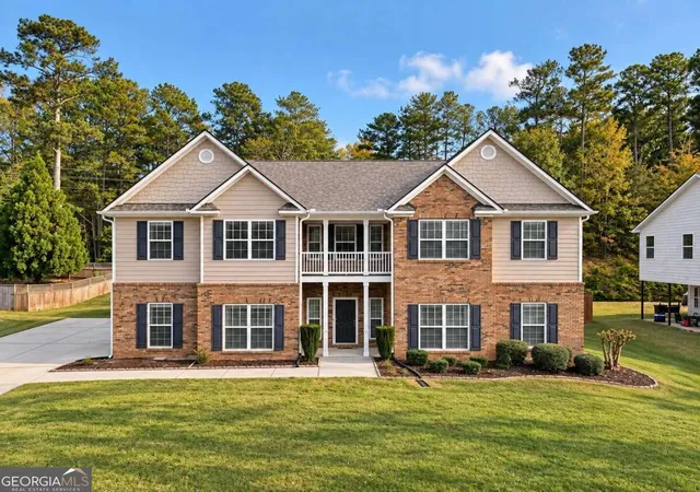 Photo 1 of Single family home for sale at 4871 Black Bear Trl, Douglasville, GA 30135 | MLS# 10881500 | Listing updated on 2026-10-30
