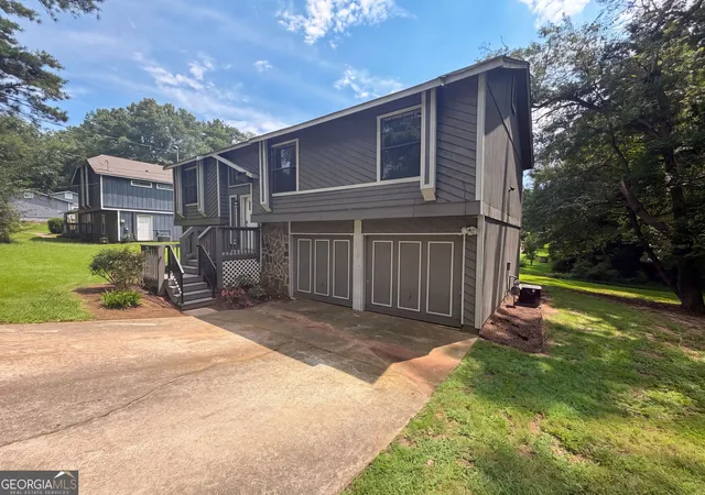 Photo 19 of Single family home for sale at 165 Splitwood Ln, Fairburn, GA 30213 | MLS# 10821692 | Listing updated on 2026-09-11