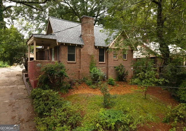 Photo 1 of Single family home for sale at 964 Byron Dr Sw, Atlanta, GA 30310 | MLS# 10814150 | Listing updated on 2026-09-04