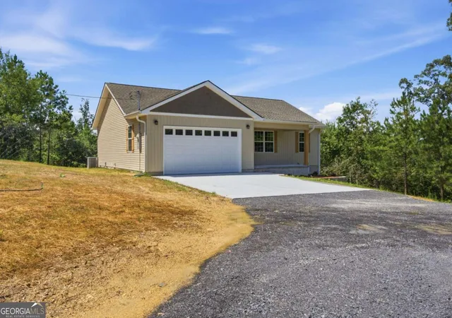 Photo 3 of Single family home for sale at 818 Joe Robertson Rd, Rocky Face, GA 30740 | MLS# 10811310 | Listing updated on 2026-08-17