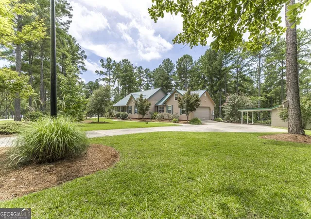 Photo 2 of Sale Pending at 58 Spearhead Ln, Vienna, GA 31092 | MLS# 10812753 | Listing updated on 2026-08-07