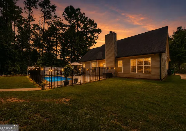 Photo 3 of Sale Pending at 309 Helena Pl, Mcdonough, GA 30252 | MLS# 10831788 | Listing updated on 2026-09-12