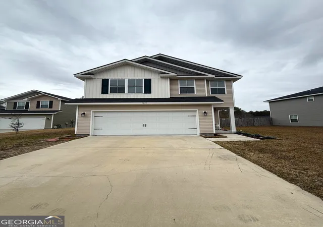 Photo 2 of Single family home for sale at 163 Chaffseed Cir, Hinesville, GA 31313 | MLS# 10686973 | Listing updated on 2026-06-19