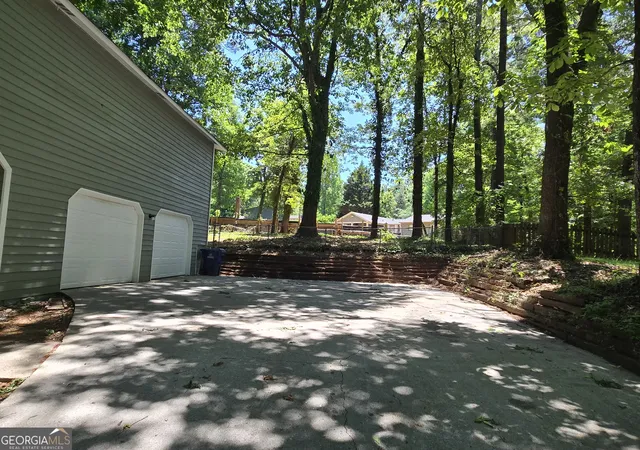 Photo 2 of Single family home for sale at 1032 Stone Mill Wy, Lawrenceville, GA 30046 | MLS# 10773250 | Listing updated on 2026-10-07