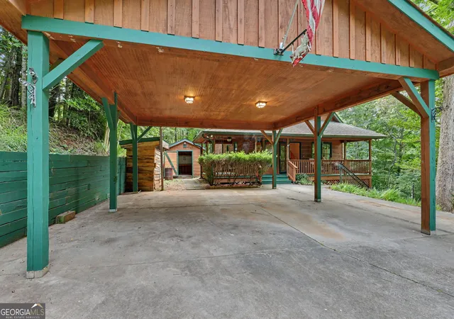 Photo 3 of Single family home for sale at 277 Wards Crk Dr, Dahlonega, GA 30533 | MLS# 10812270 | Listing updated on 2026-08-11
