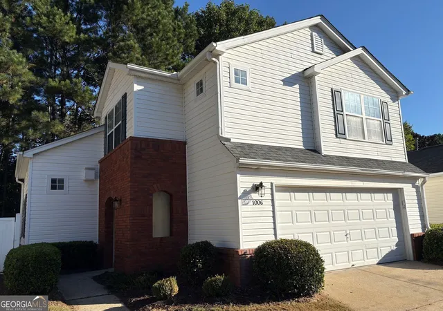 Single family home for sale at 1006 Stonecroft Ln, Woodstock, GA 30188 | MLS# 10870400