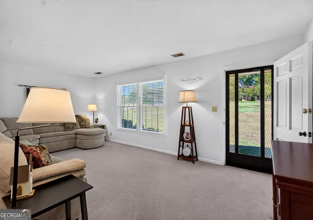 Photo 4 of Single family home for sale at 106 Iris Dr, Lagrange, GA 30241 | MLS# 10834917 | Listing updated on 2026-09-24