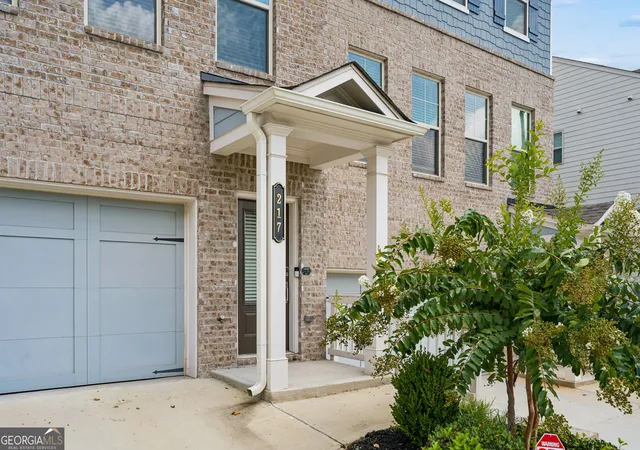 Photo 3 of Townhouse for sale at 217 Matson Run Sw, Mableton, GA 30126 | MLS# 10829612 | Listing updated on 2026-09-03