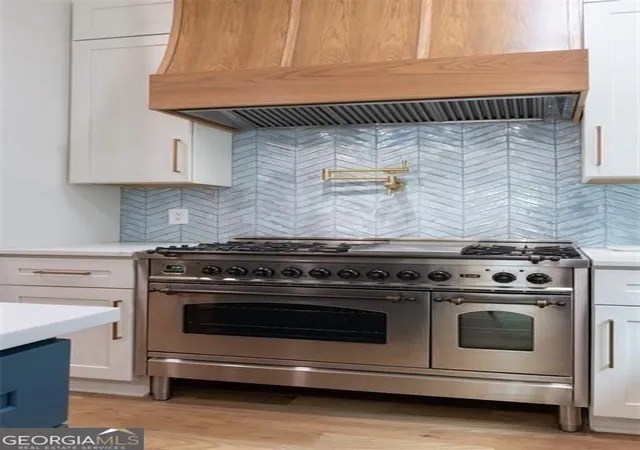 Photo 4 of Single family home for sale at 810 Vedado Way, Atlanta, GA 30308 | MLS# 10795819 | Listing updated on 2026-08-20