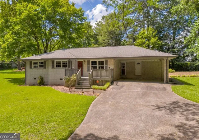 Homes for sale in Morrow, GA | 2164 Old Rex Morrow Rd, Morrow, GA 30260 | MLS# 10796689