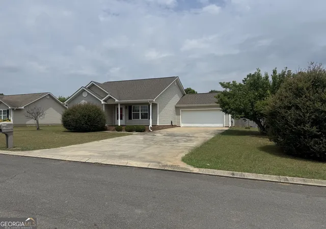 Photo 3 of Single family home for sale at 50 Brittany Ct, Chatsworth, GA 30705 | MLS# 10817489 | Listing updated on 2026-09-15