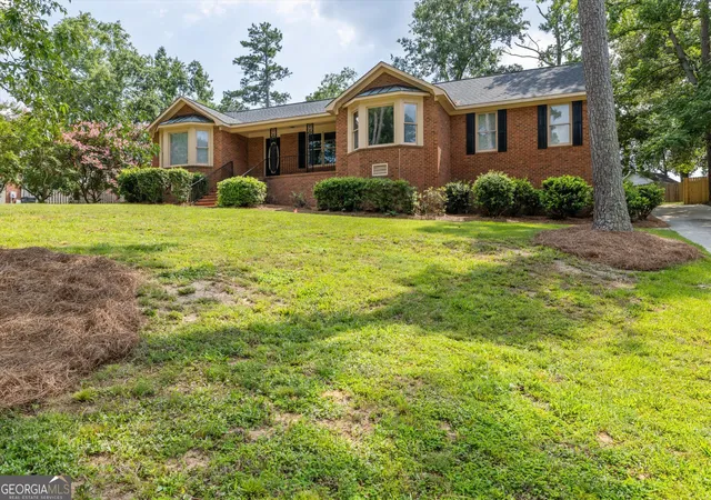 Photo 2 of Single family home for sale at 223 Old Mill Rd, Martinez, GA 30907 | MLS# 10831794 | Listing updated on 2026-09-07