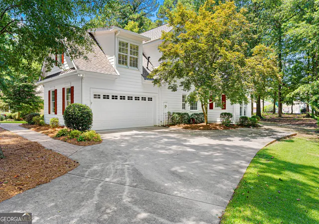 Photo 4 of Sale Pending at 39 Azalea Dr, Hartwell, GA 30643 | MLS# 10812697 | Listing updated on 2026-09-12