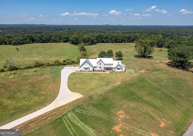 Photo 51 of Single family home for sale at 3200 Shady Grv Rd, Carrollton, GA 30116 | MLS# 10836780 | Listing updated on 2026-09-14