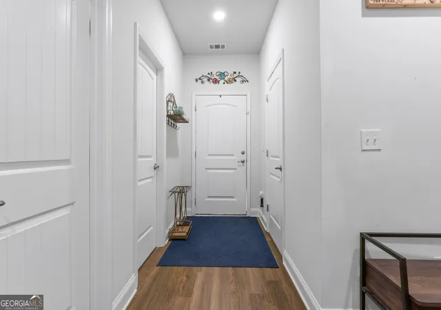 Photo 3 of Townhouse for sale at 5369 Creekview Wy, Morrow, GA 30260 | MLS# 10835569 | Listing updated on 2026-09-11