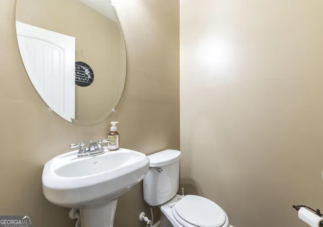 Photo 2 of Single family home for sale at 204 Amelia Dr, Byron, GA 31008 | MLS# 10807269 | Listing updated on 2026-09-05