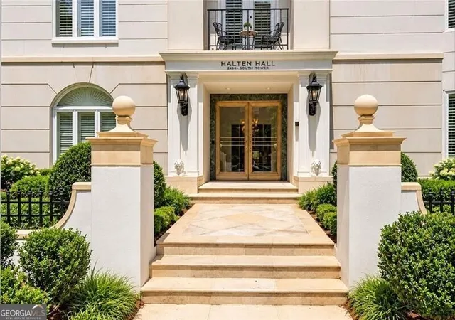 Photo 1 of Condo for sale at 2960 S Pharr Ct Nw #3, Atlanta, GA 30305 | MLS# 10868594 | Listing updated on 2026-10-27