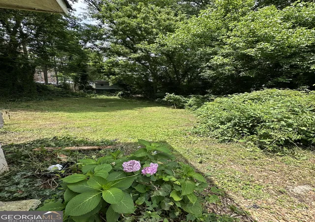 2nd image of 1597 Joseph E Boone Blvd Nw, Atlanta, GA 30314 | MLS# 10550111