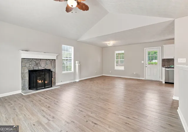 Photo 4 of Sale Pending at 33 Jacob Trl, Villa Rica, GA 30180 | MLS# 10820341 | Listing updated on 2026-09-14