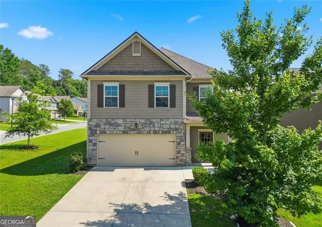 Photo 1 of Single family home for sale at 4480 Huron Dr, Cumming, GA 30028 | MLS# 10784918 | Listing updated on 2026-08-24