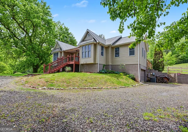 Photo 3 of Sale Pending at 12 Chastain Rd, Murphy, NC 28906 | MLS# 10753853 | Listing updated on 2026-09-04