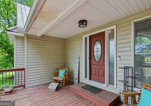 Photo 4 of Sale Pending at 12 Chastain Rd, Murphy, NC 28906 | MLS# 10753853 | Listing updated on 2026-09-04