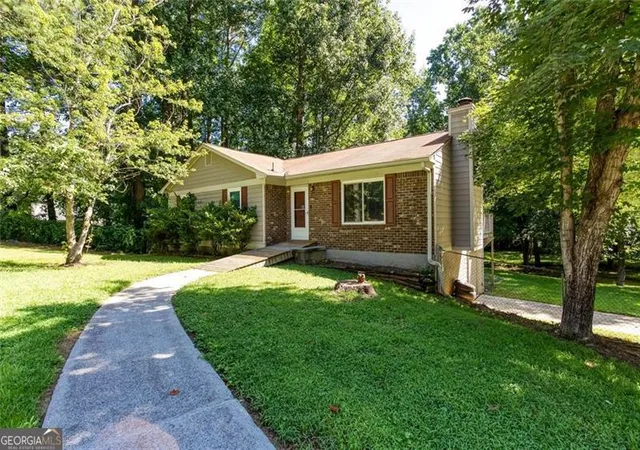Photo 2 of Single family home for sale at 3155 Pritchards Way, Douglasville, GA 30135 | MLS# 10810465 | Listing updated on 2026-08-05