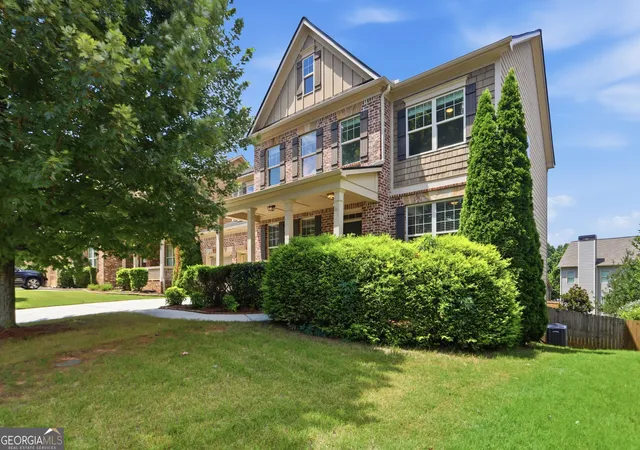 Photo 2 of Single family home for sale at 375 Royal Sunset Dr, Dallas, GA 30157 | MLS# 10808709 | Listing updated on 2026-09-17