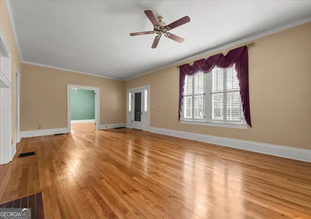 Photo 4 of Single family home for sale at 216 S Laurel Ave, Greensboro, GA 30642 | MLS# 10828261 | Listing updated on 2026-10-07