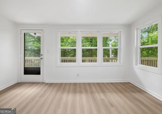 Photo 4 of Single family home for sale at 808 Knollwood Dr, Winder, GA 30680 | MLS# 10823496 | Listing updated on 2026-08-25