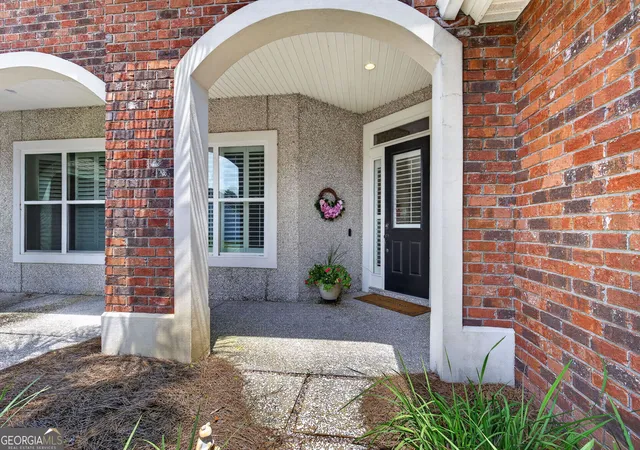 Photo 3 of Sale Pending at 144 Fox Run Dr, Brunswick, GA 31525 | MLS# 10826799 | Listing updated on 2026-08-28