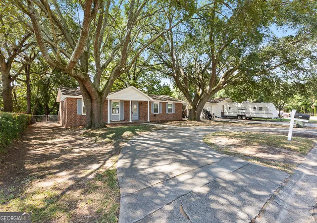 Homes for sale in Warner Robins, GA | 114 Karen Dr, Warner Robins, GA 31088 | MLS# 10777696