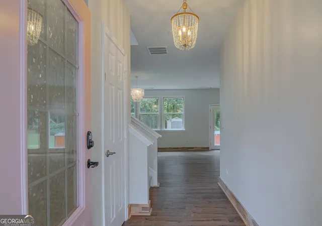 Photo 3 of Single family home for sale at 15 Nolen Dr, Newnan, GA 30263 | MLS# 10825217 | Listing updated on 2026-08-27