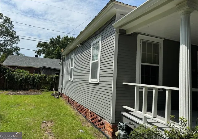 Homes for sale in Savannah, GA | 737 E 37th St, Savannah, GA 31401 | MLS# 10607475