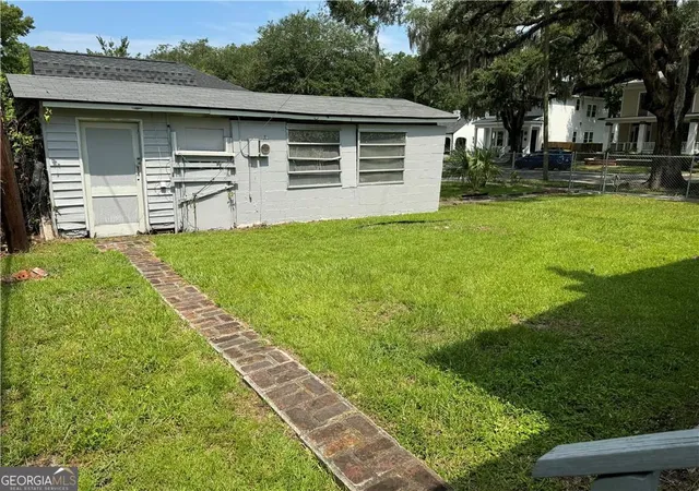 Homes for sale in Savannah, GA | 737 E 37th St, Savannah, GA 31401 | MLS# 10607475