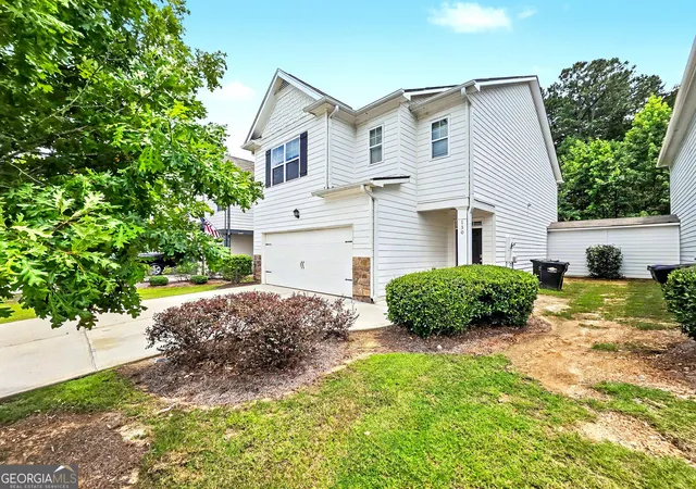 Photo 2 of Single family home for sale at 130 Woodhouse Cir, Acworth, GA 30102 | MLS# 10803505 | Listing updated on 2026-07-24